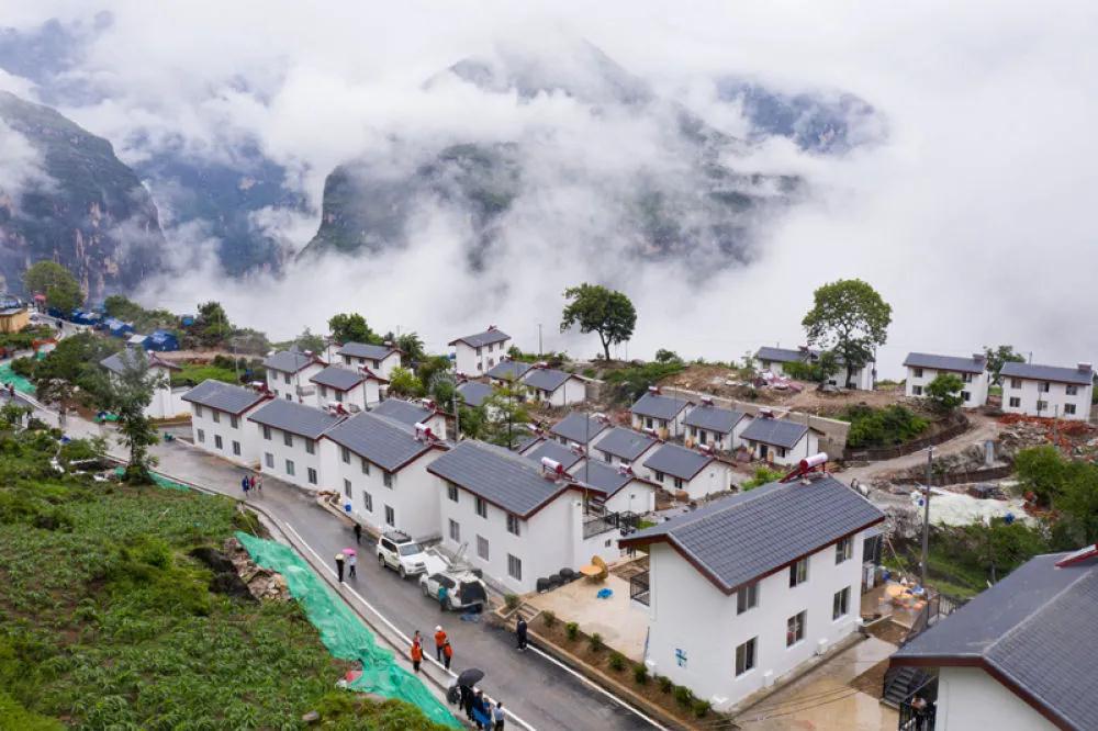 這是四川路橋人獻(xiàn)給黨的一份特殊生日禮物