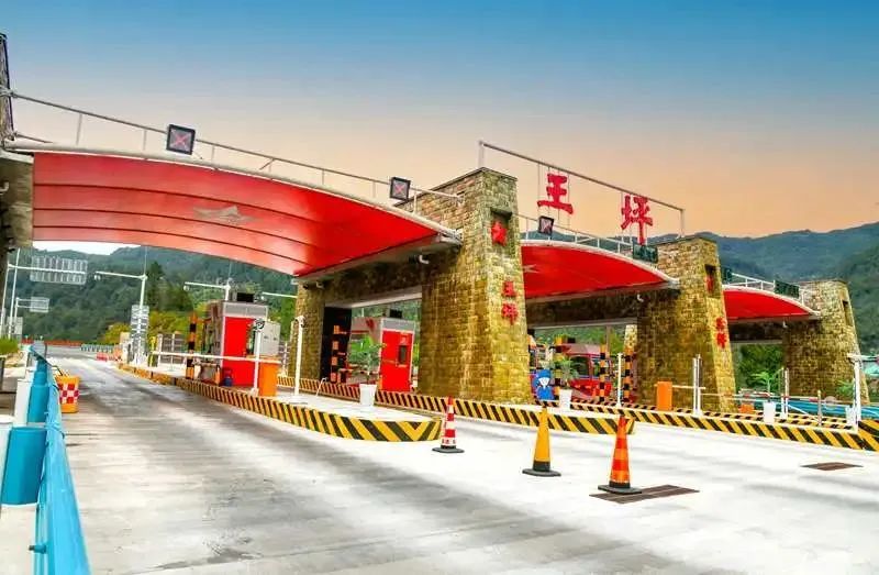 887ebe349bc8bf3bfcc285317c16cd4e.jpg 887ebe349bc8bf3bfcc285317c16cd4e.jpg