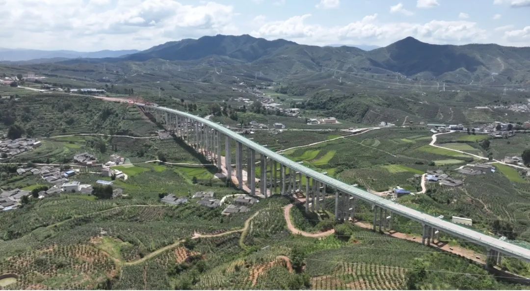 67c4b189e4fcd4c6205d9ebc491b5a8f.jpg 67c4b189e4fcd4c6205d9ebc491b5a8f.jpg