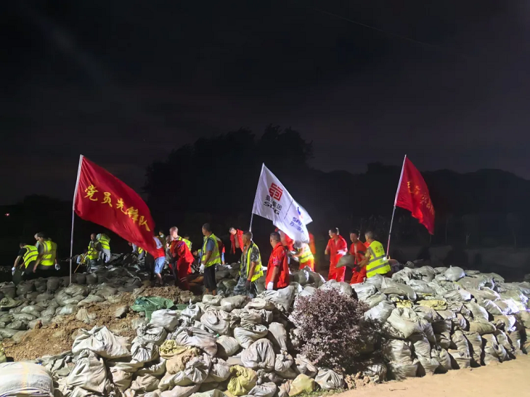 聞“汛”而動(dòng)！蕪宣改擴(kuò)建WX01標(biāo)開(kāi)展汛后搶險(xiǎn)工作