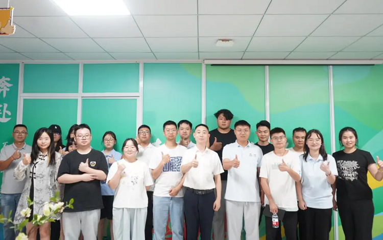 成長(zhǎng)對(duì)話 | “蜀青匯·青年Yeah校”(綿陽片區(qū)示范點(diǎn))開展優(yōu)秀青年經(jīng)驗(yàn)分享會(huì) 成長(zhǎng)對(duì)話 | “蜀青匯·青年Yeah校”(綿陽片區(qū)示范點(diǎn))開展優(yōu)秀青年經(jīng)驗(yàn)分享會(huì)