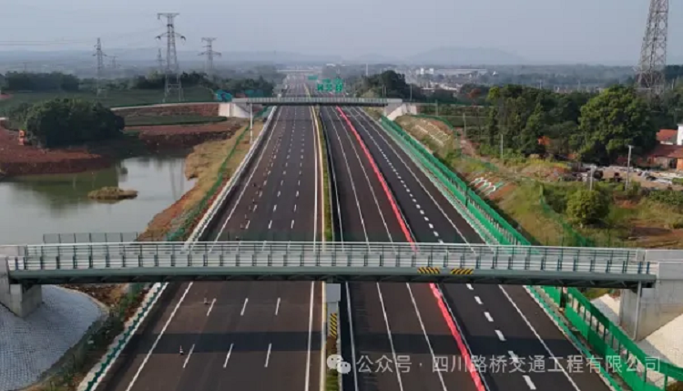 新年新“節(jié)”報(bào) | 安徽蕪宣高速項(xiàng)目交安主體工程順利完工 新年新“節(jié)”報(bào) | 安徽蕪宣高速項(xiàng)目交安主體工程順利完工