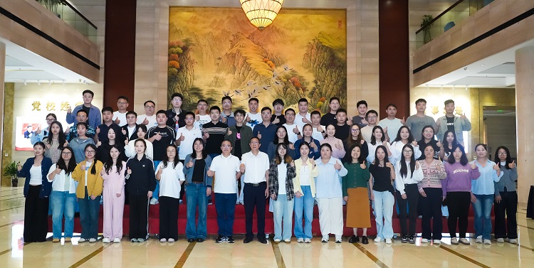 路橋集團成功舉辦2025年物資設備專題培訓班 路橋集團成功舉辦2025年物資設備專題培訓班